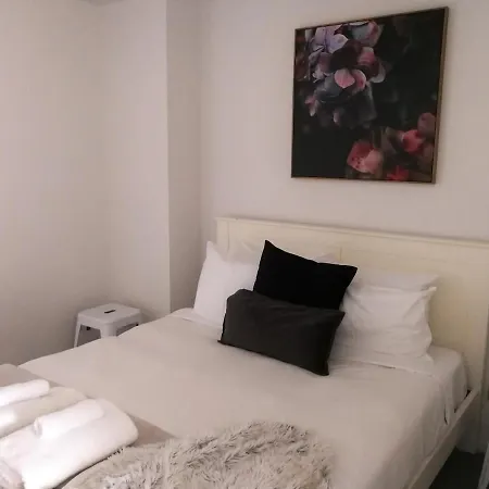 Union Building, Studio Apt